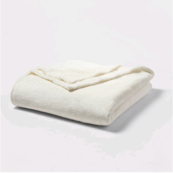 Threshold Microplush Bed Blanket